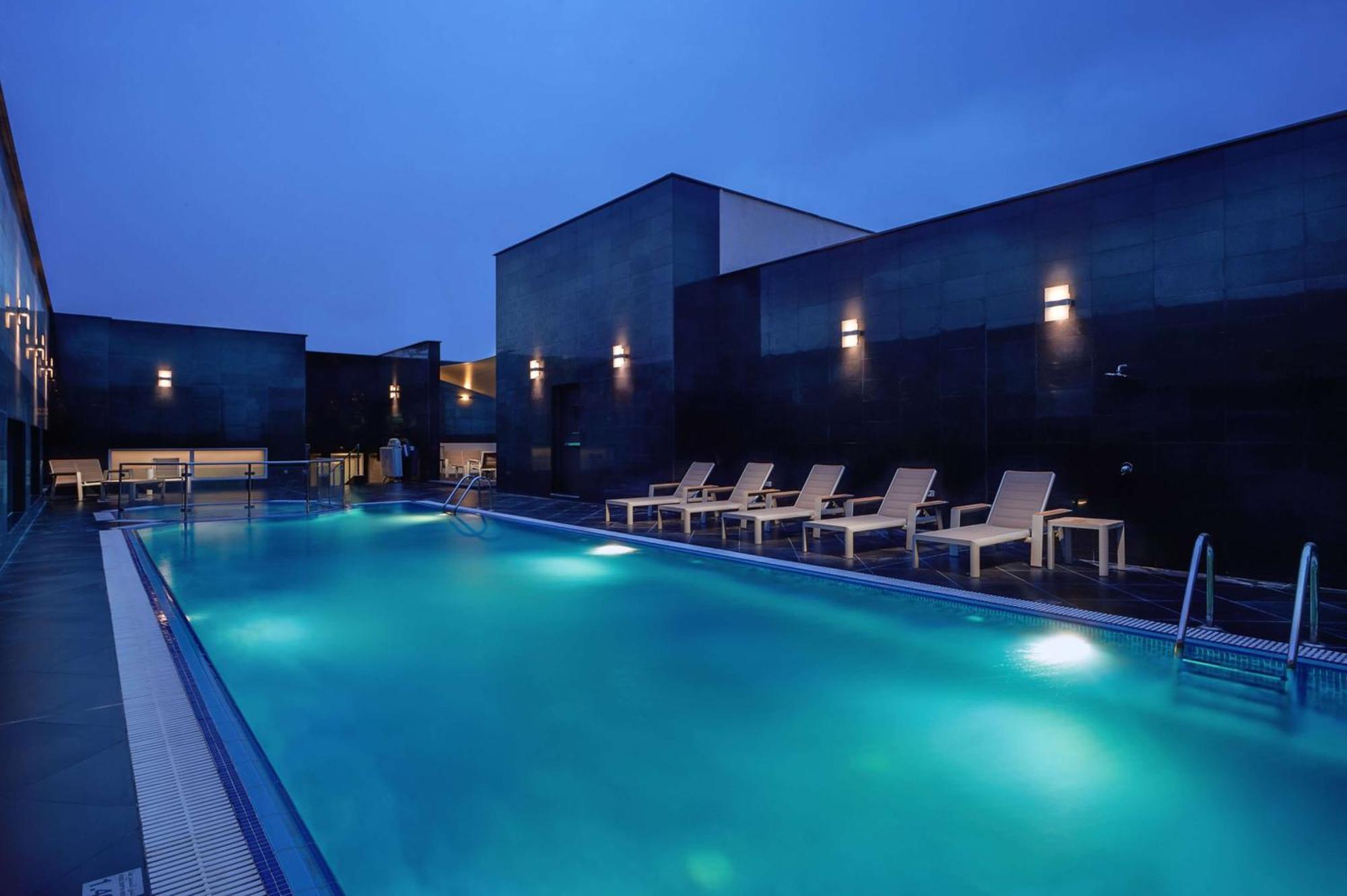 Hilton Garden Inn Эль-Хубар Экстерьер фото
