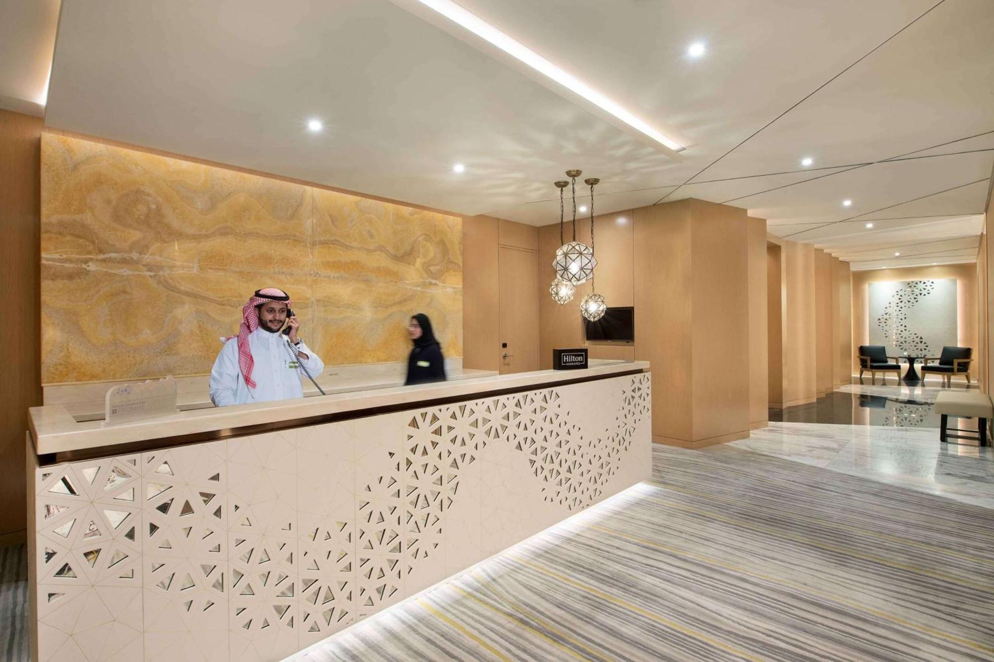 Hilton Garden Inn Эль-Хубар Экстерьер фото